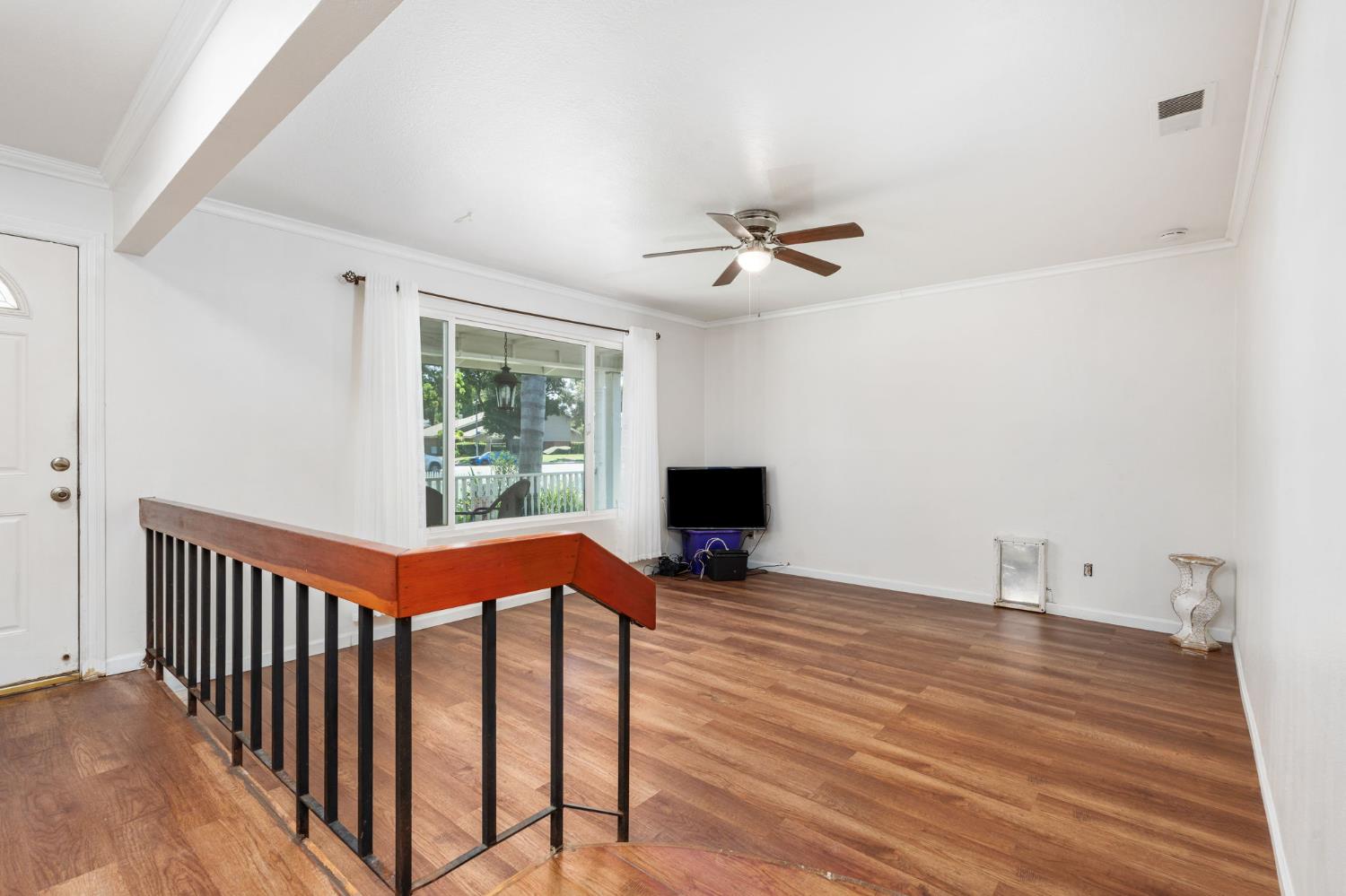 3367 M St, Merced, CA 95348