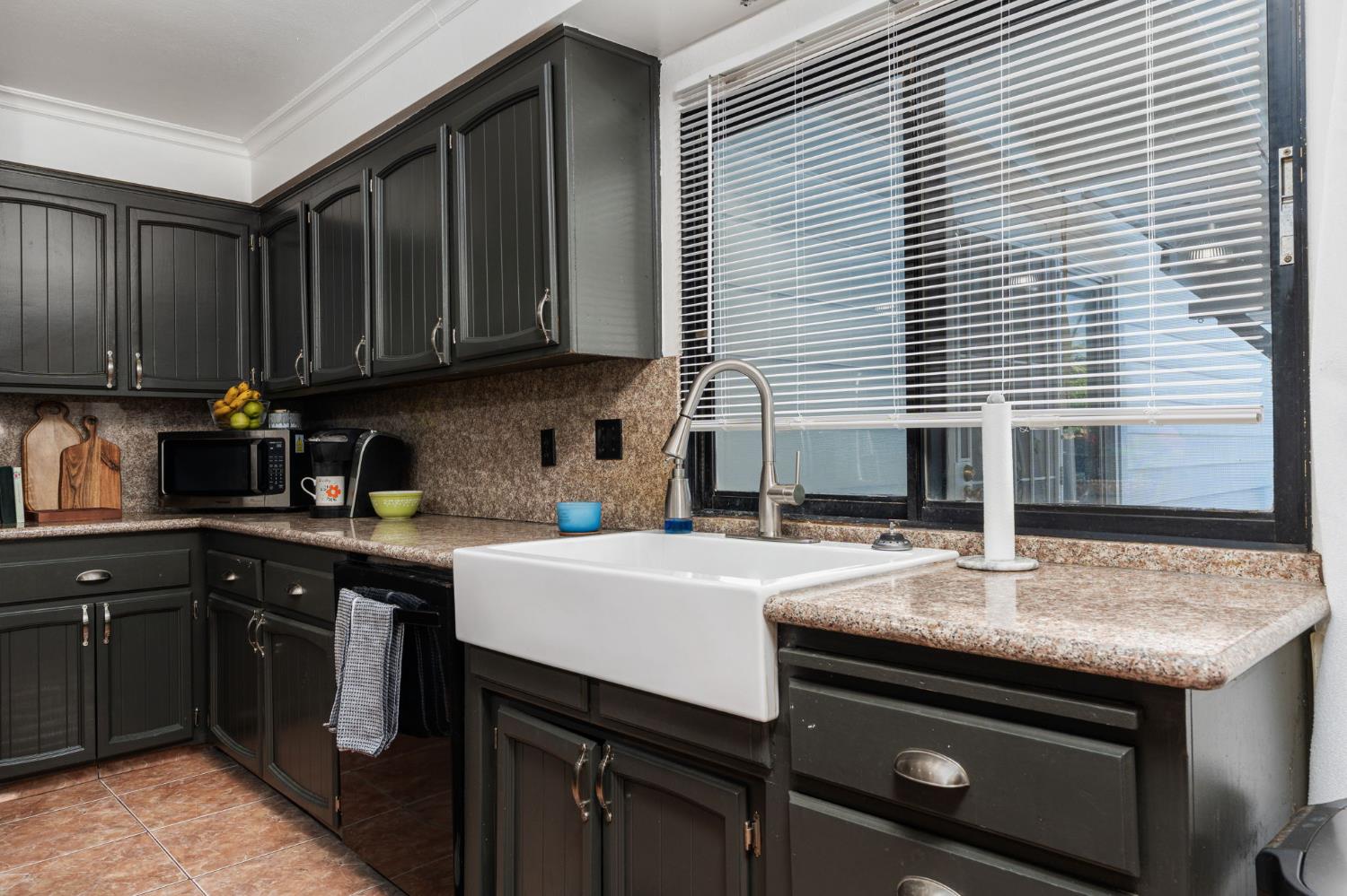 3367 M St, Merced, CA 95348