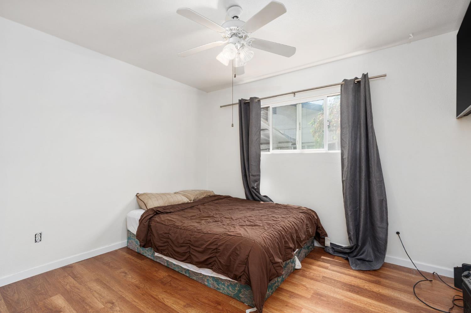 3367 M St, Merced, CA 95348