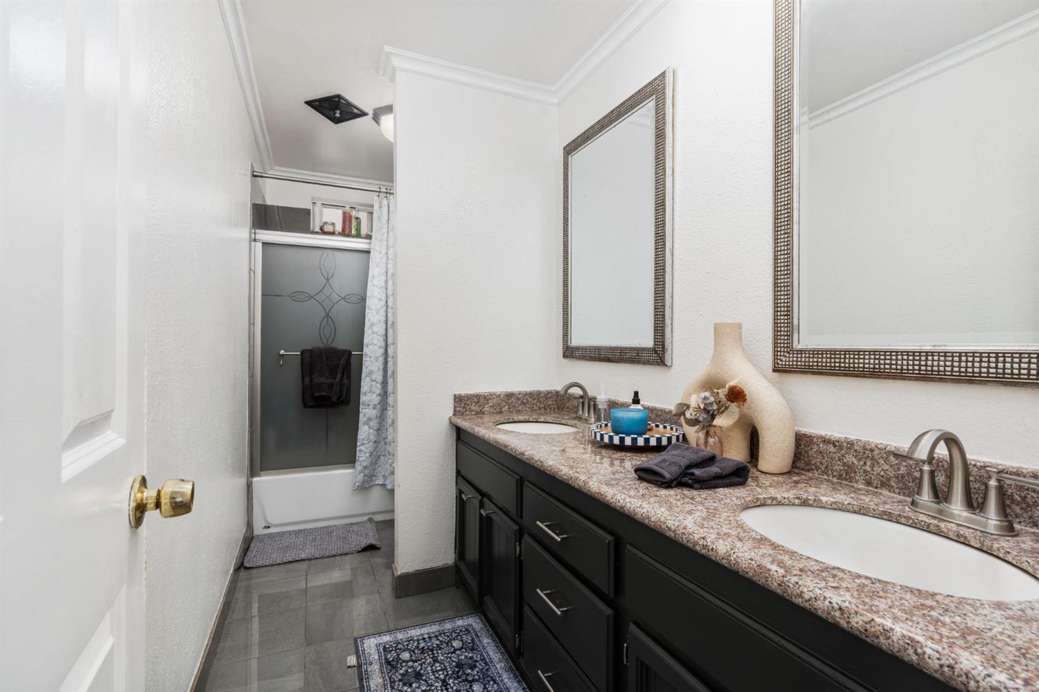 3367 M St, Merced, CA 95348