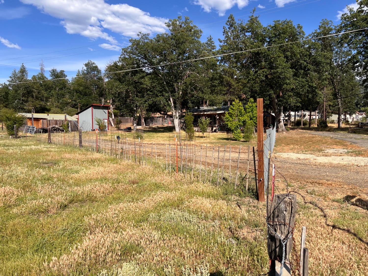 70 N Oak Ave, Hayfork, CA 96041