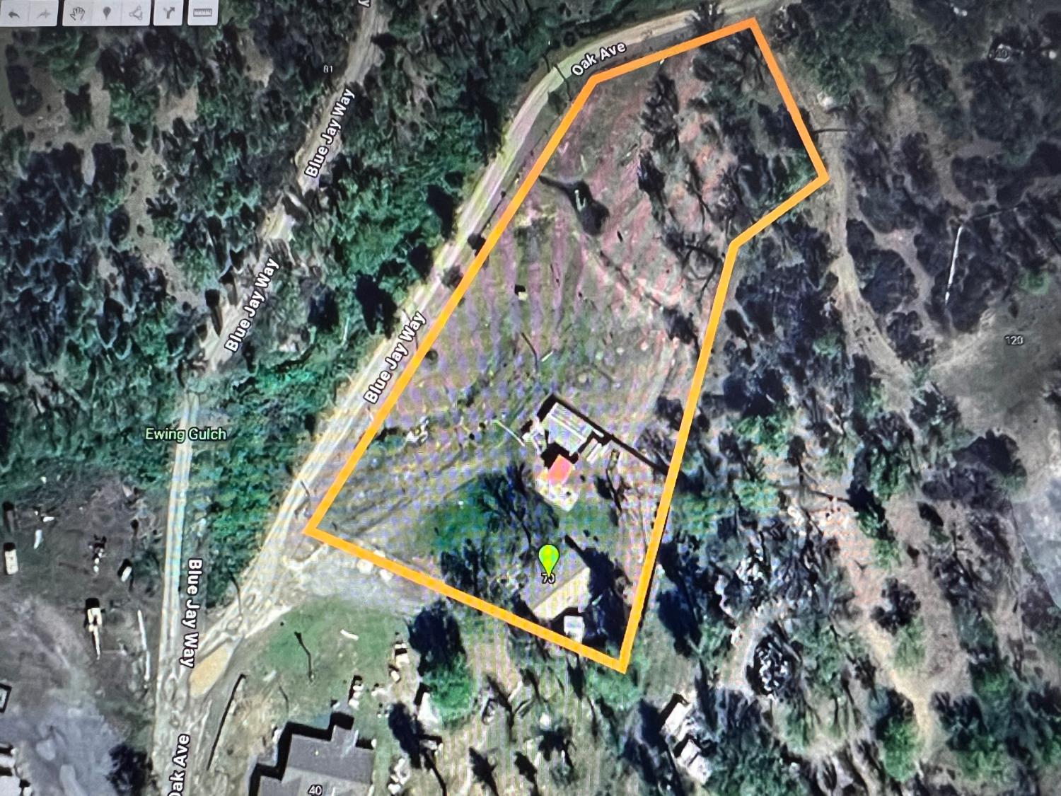 70 N Oak Ave, Hayfork, CA 96041