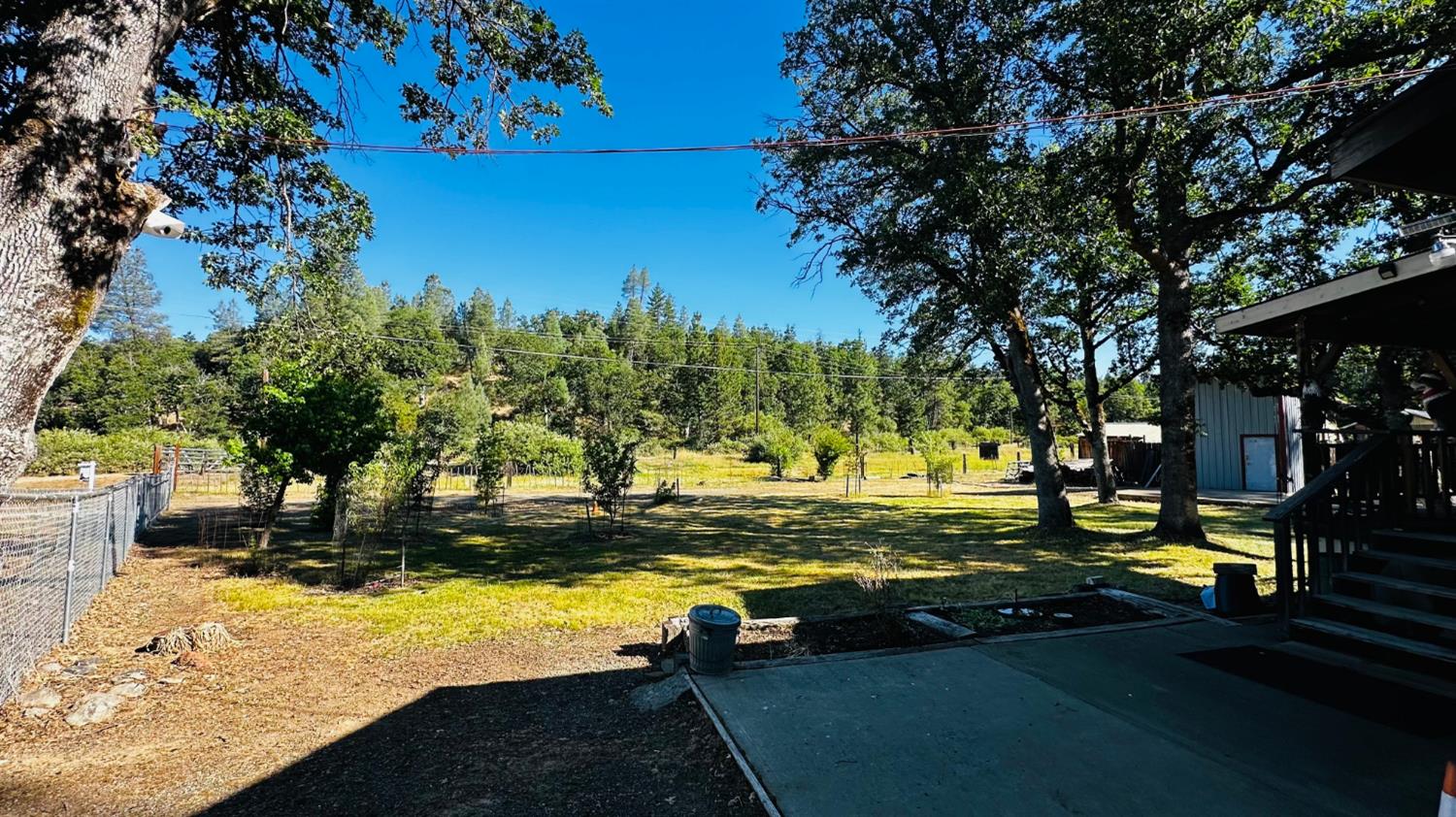 70 N Oak Ave, Hayfork, CA 96041