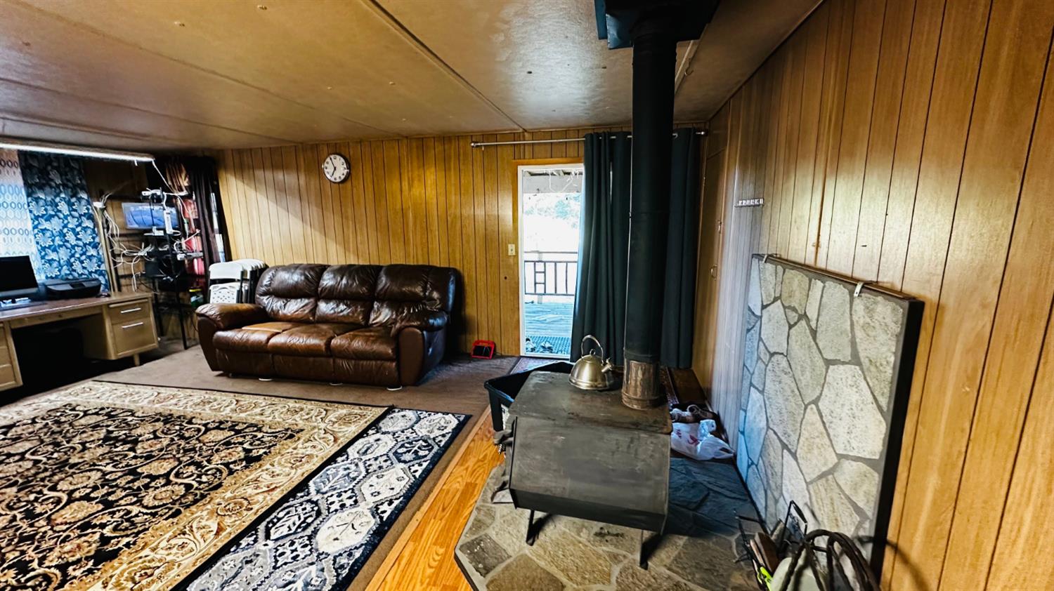 70 N Oak Ave, Hayfork, CA 96041