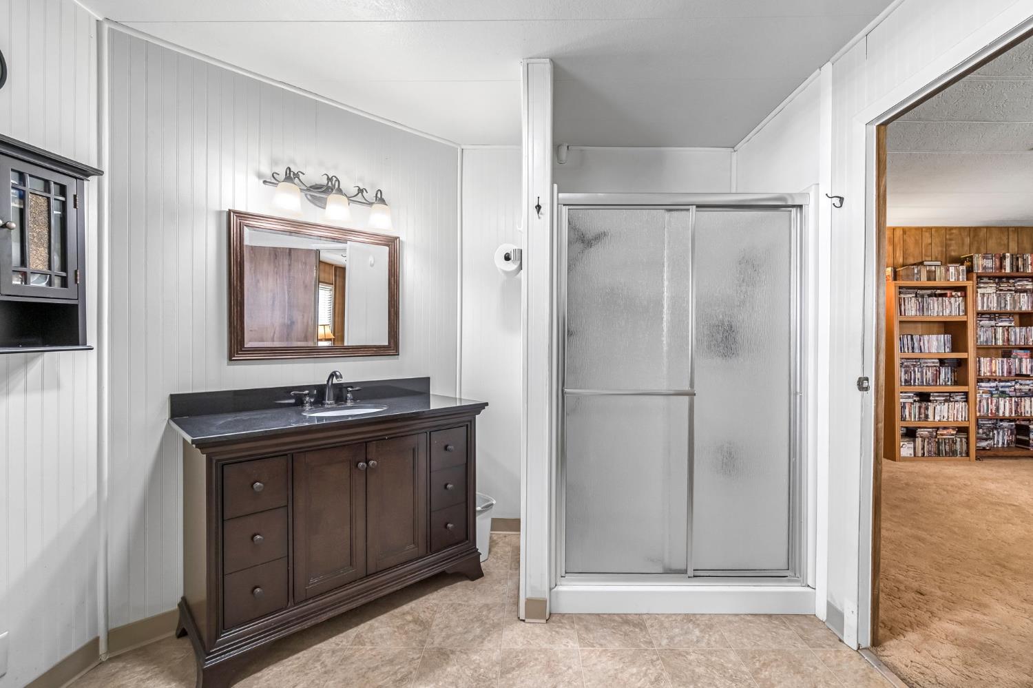 371 Bethel Ave #62, Sanger, CA 93657