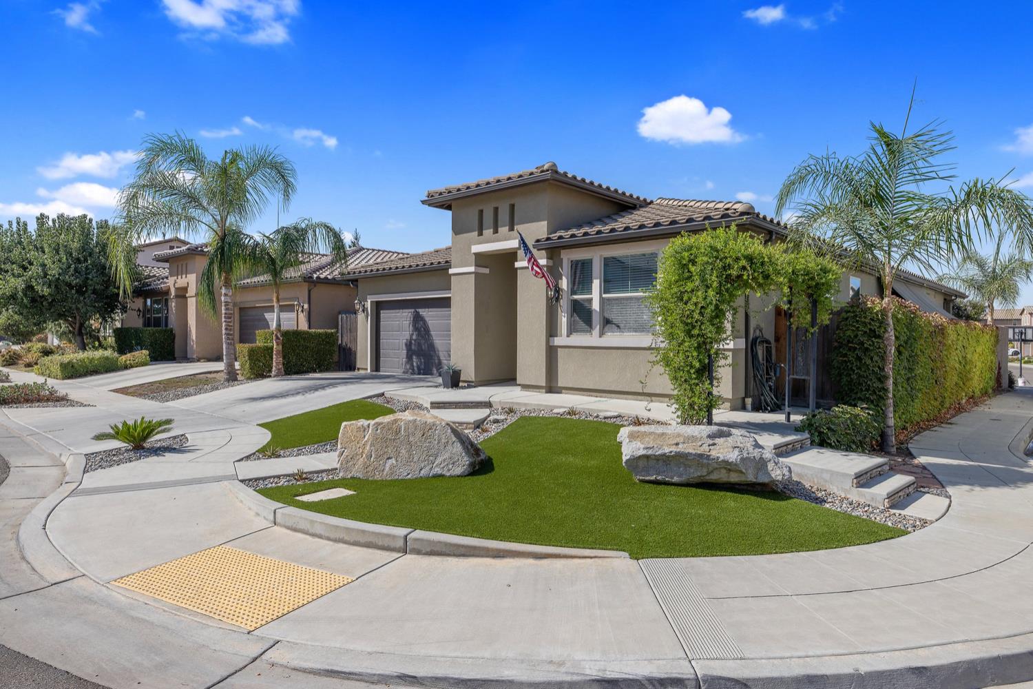 11337 N Cherry Sage Ave, Fresno, CA 93730