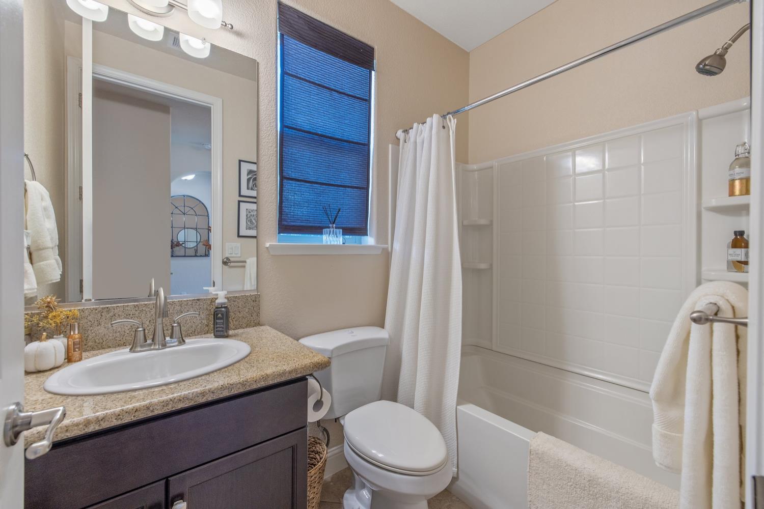 11337 N Cherry Sage Ave, Fresno, CA 93730