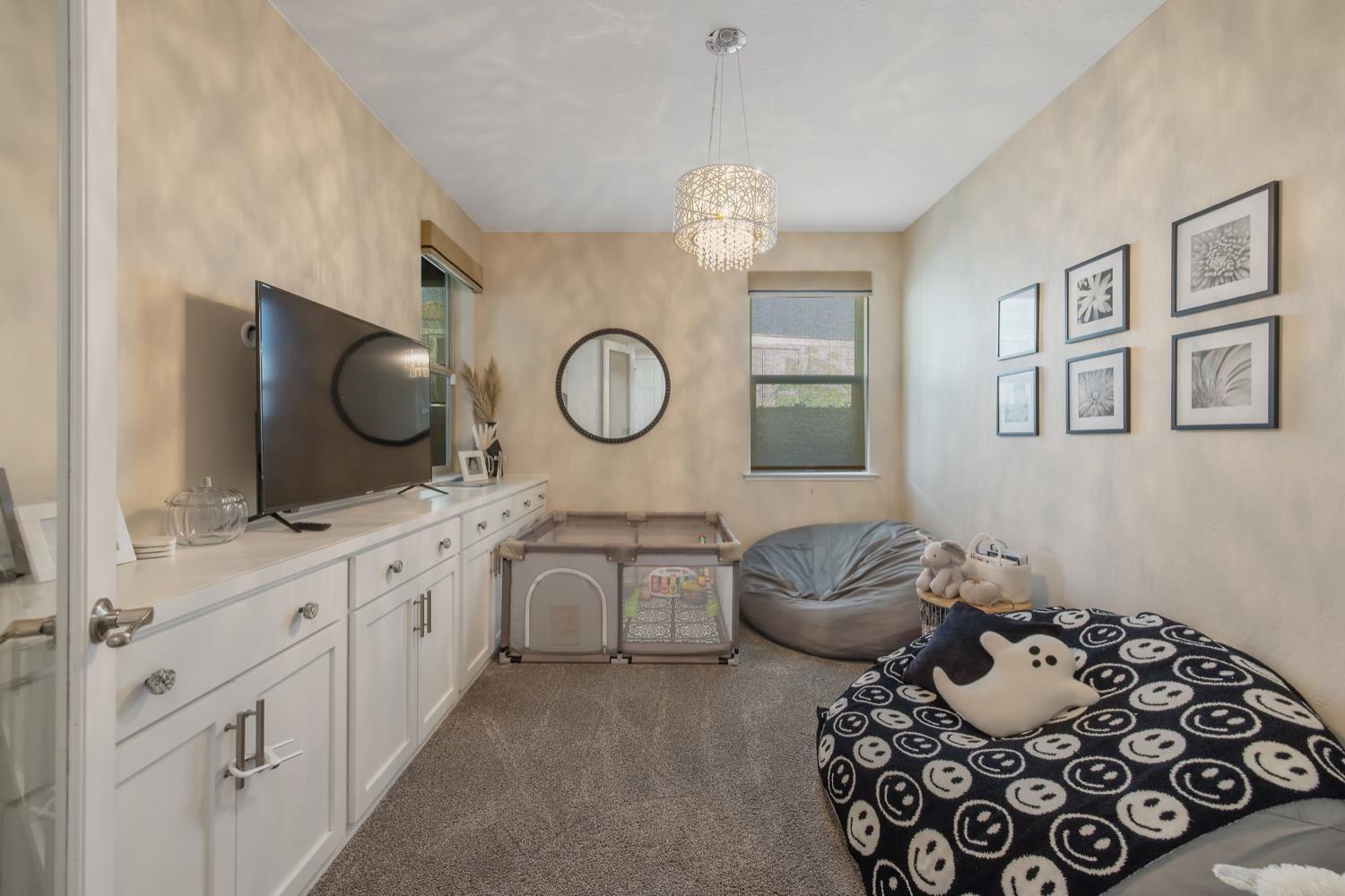 11337 N Cherry Sage Ave, Fresno, CA 93730