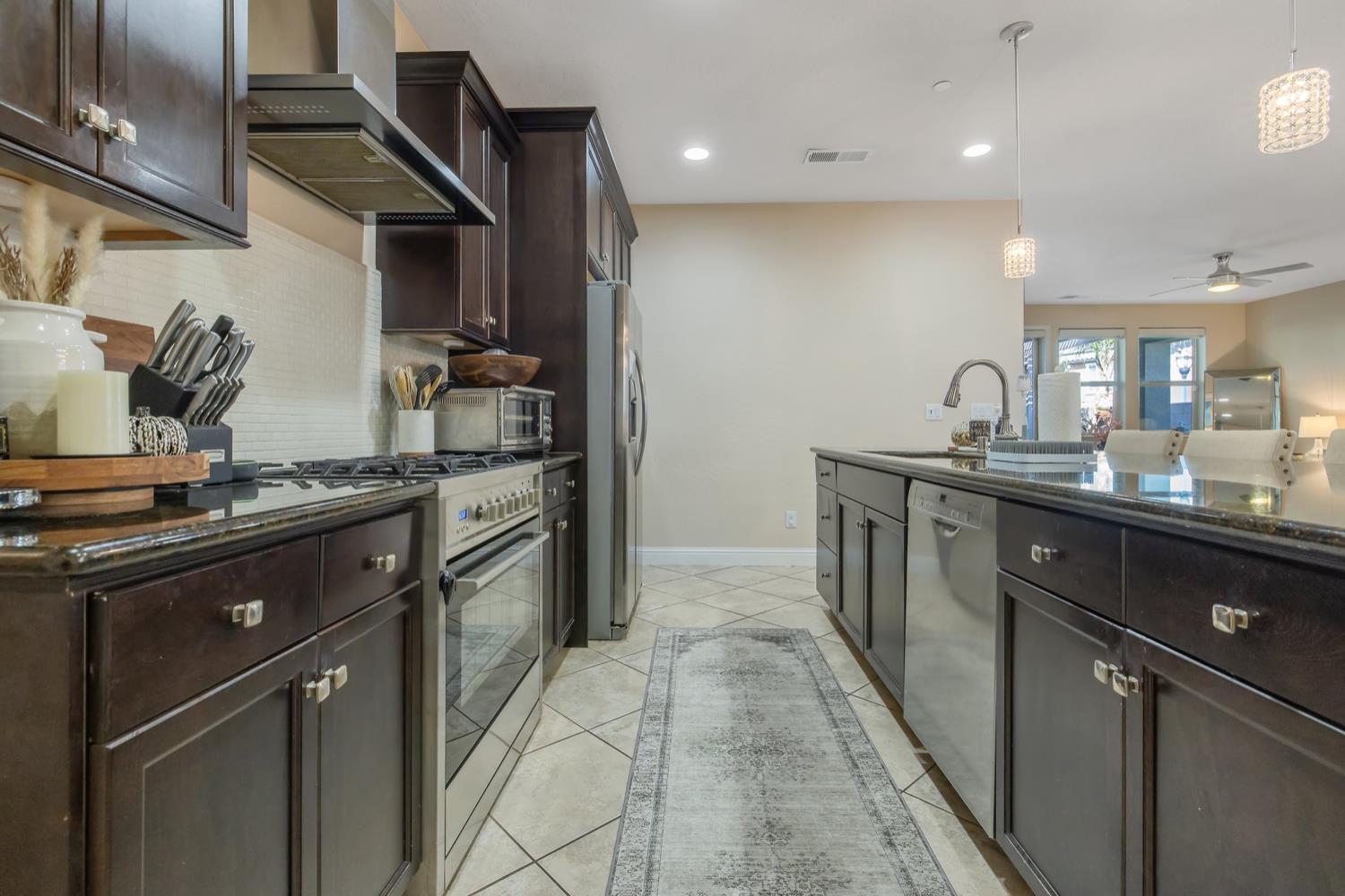 11337 N Cherry Sage Ave, Fresno, CA 93730