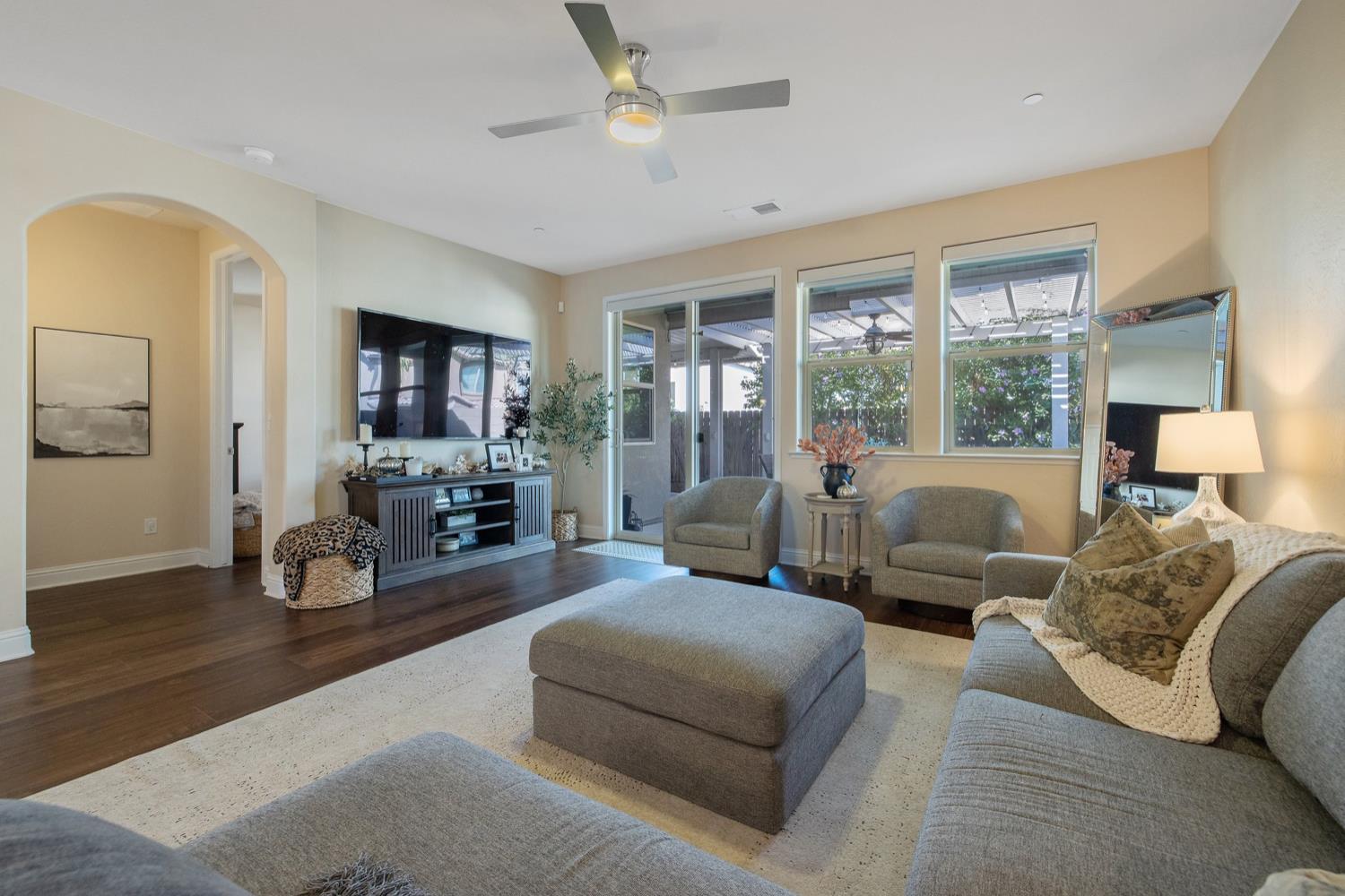 11337 N Cherry Sage Ave, Fresno, CA 93730