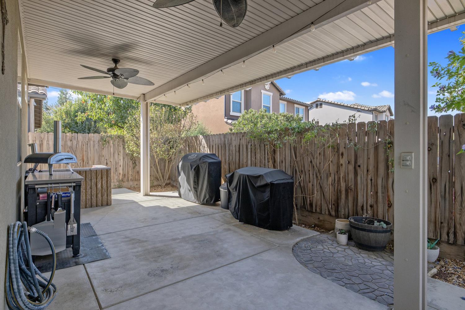 11337 N Cherry Sage Ave, Fresno, CA 93730