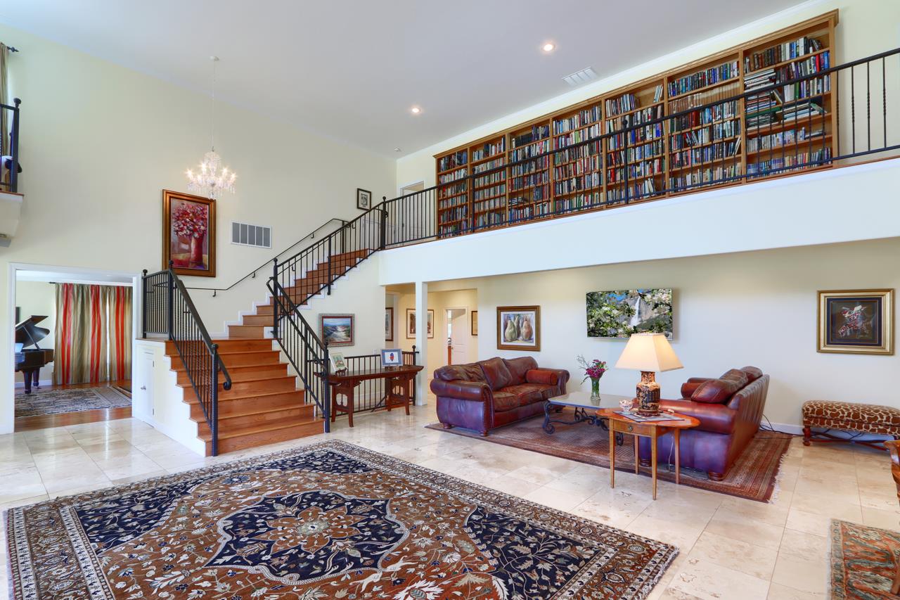 7551 Hunters Valley Rd, Mariposa, CA 95338