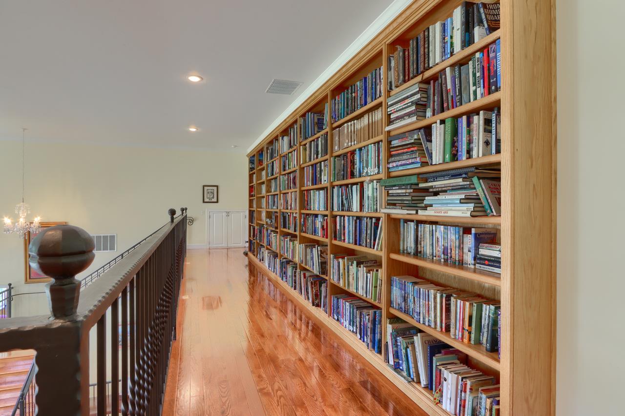 7551 Hunters Valley Rd, Mariposa, CA 95338