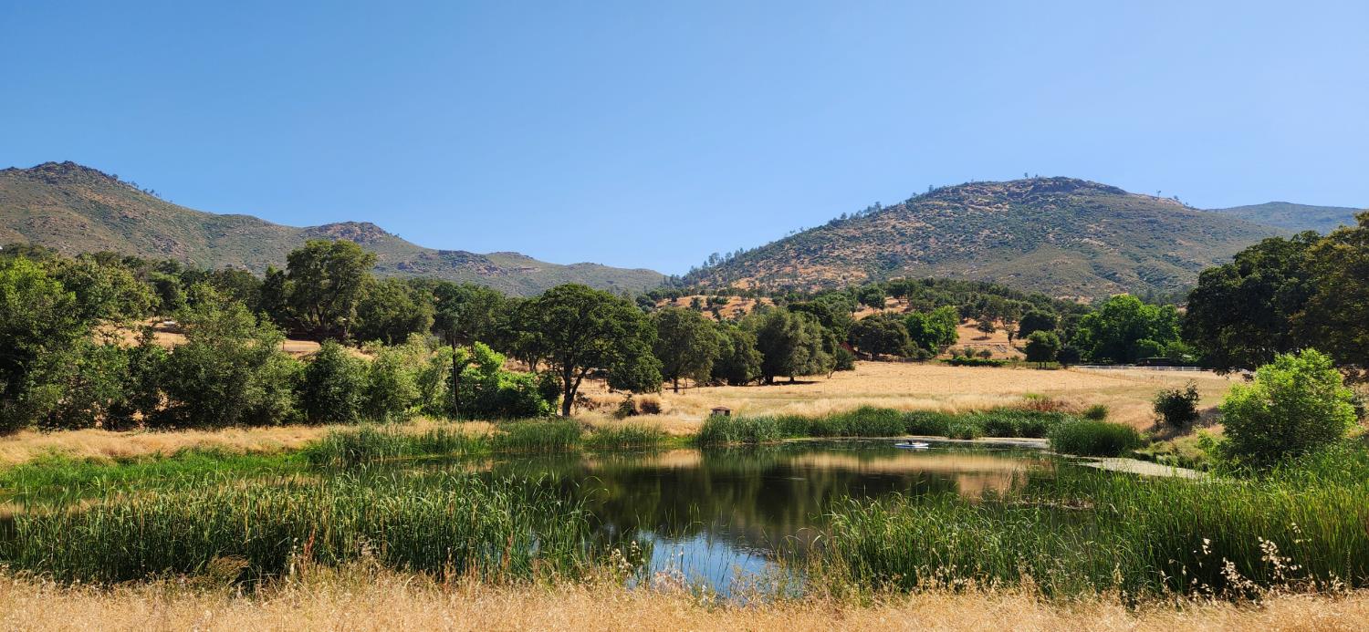 7551 Hunters Valley Rd, Mariposa, CA 95338