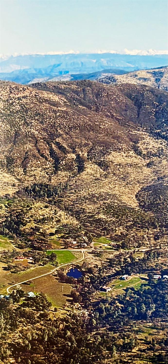 7551 Hunters Valley Rd, Mariposa, CA 95338