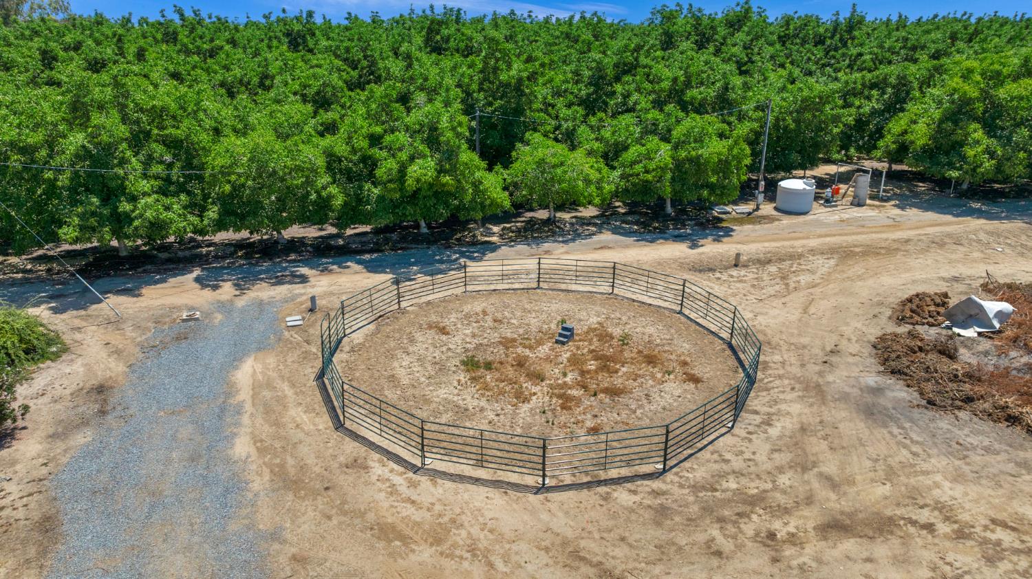 13715 Nebraska, Kingsburg, CA 93631