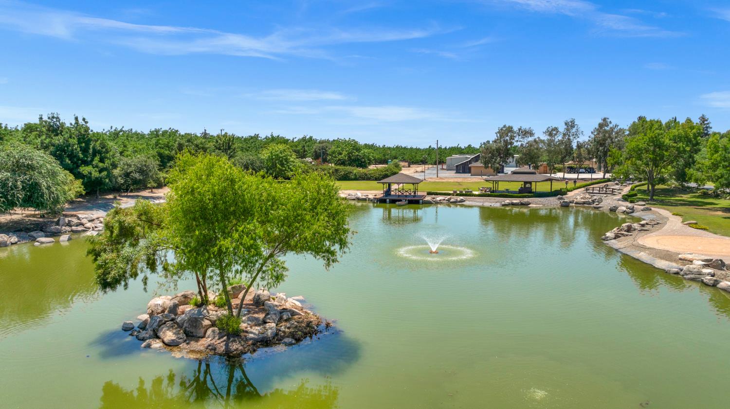 13715 Nebraska, Kingsburg, CA 93631