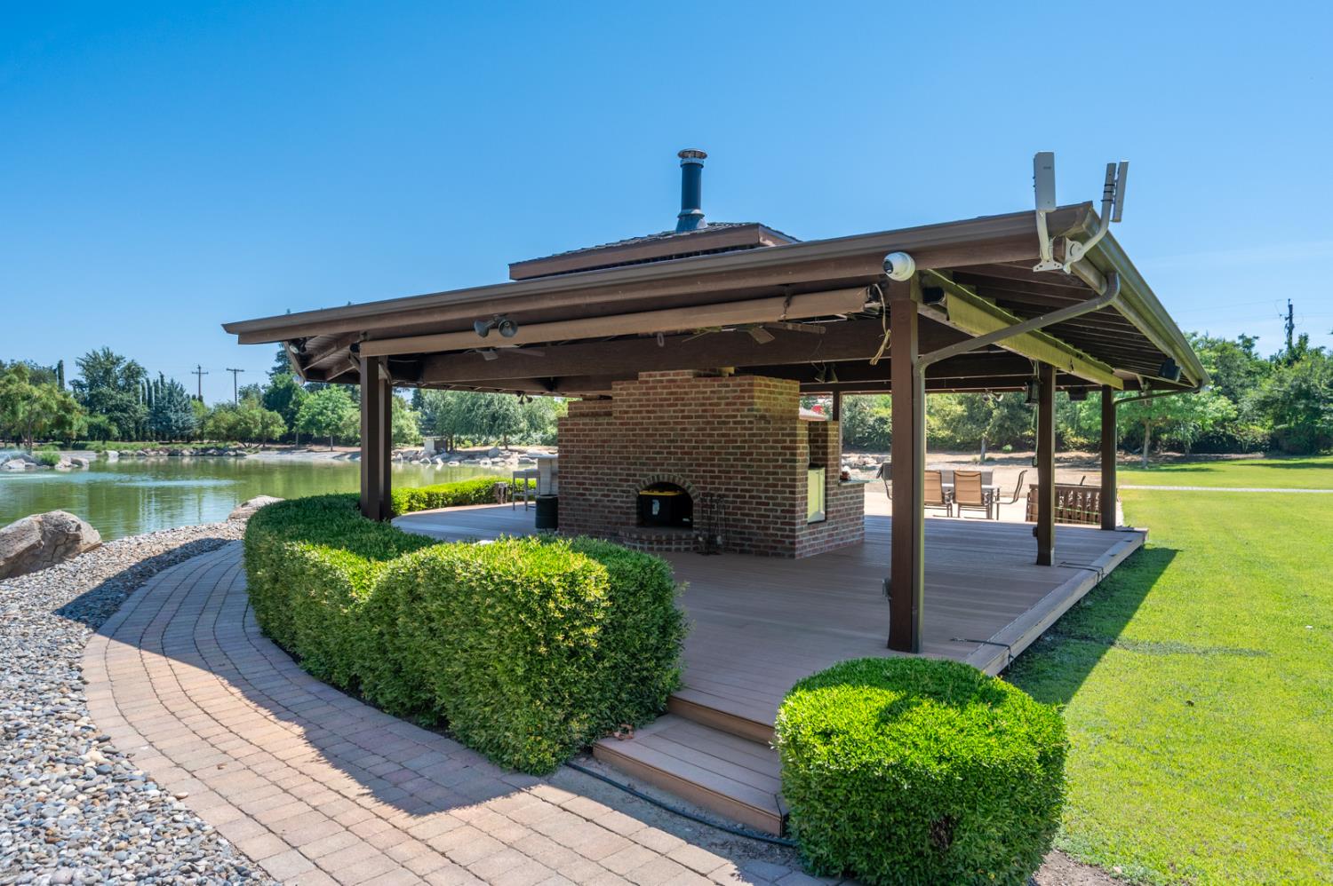 13715 Nebraska, Kingsburg, CA 93631