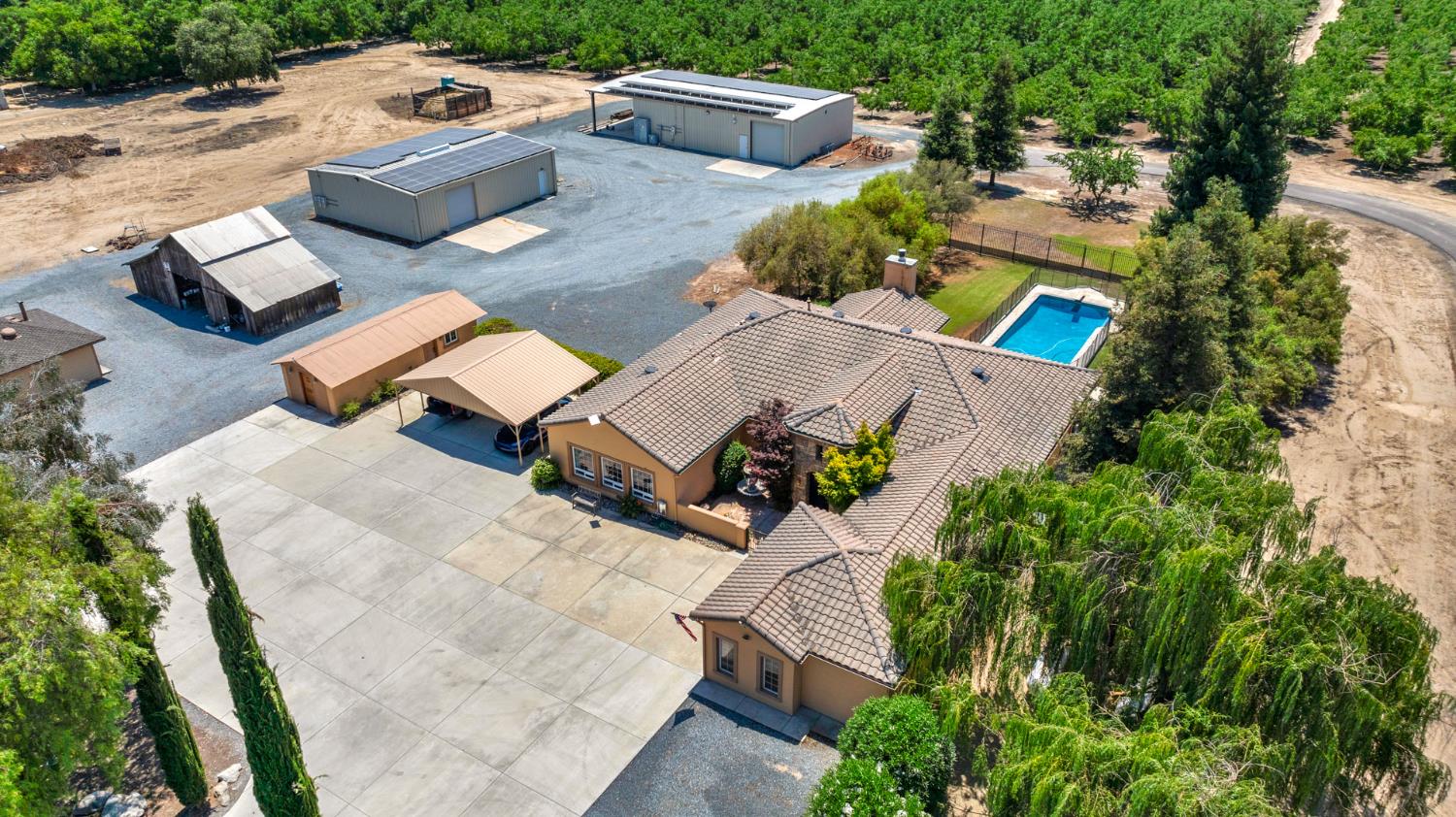 13715 Nebraska, Kingsburg, CA 93631