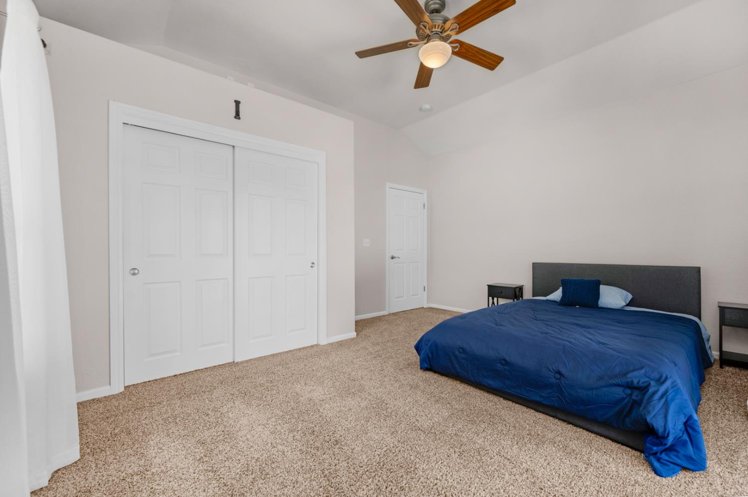 13715 Nebraska, Kingsburg, CA 93631