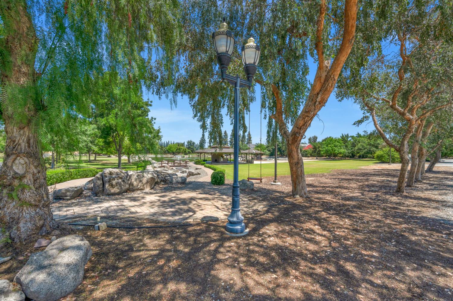 13715 Nebraska, Kingsburg, CA 93631