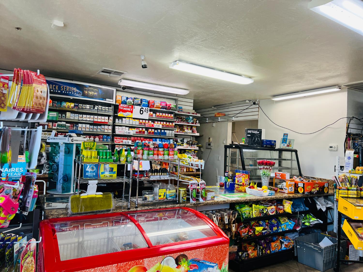 441 W Olive Ave, Fresno, CA 93728