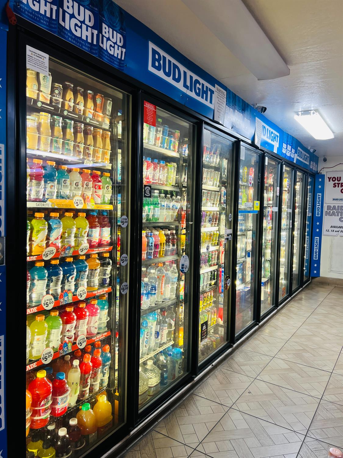 441 W Olive Ave, Fresno, CA 93728