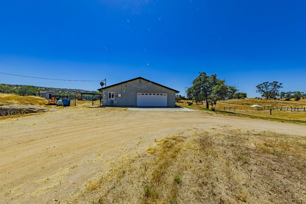 35095 Rough Rider Way, Raymond, CA 93653