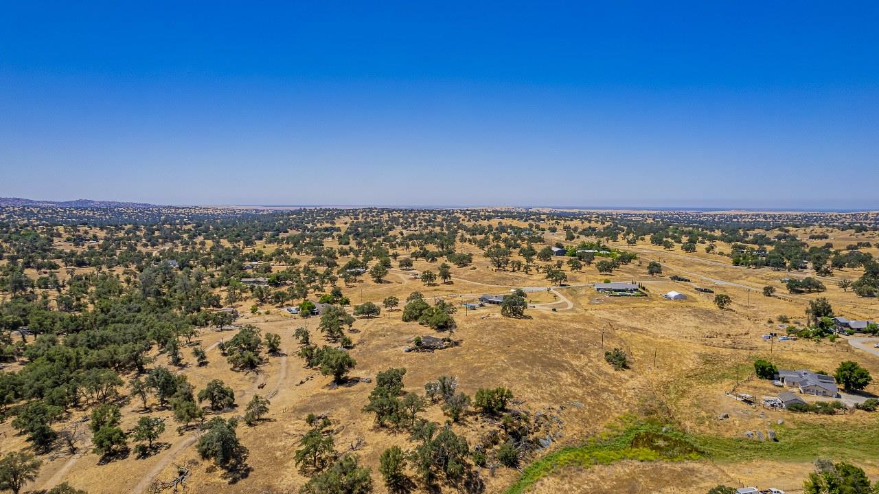 35095 Rough Rider Way, Raymond, CA 93653