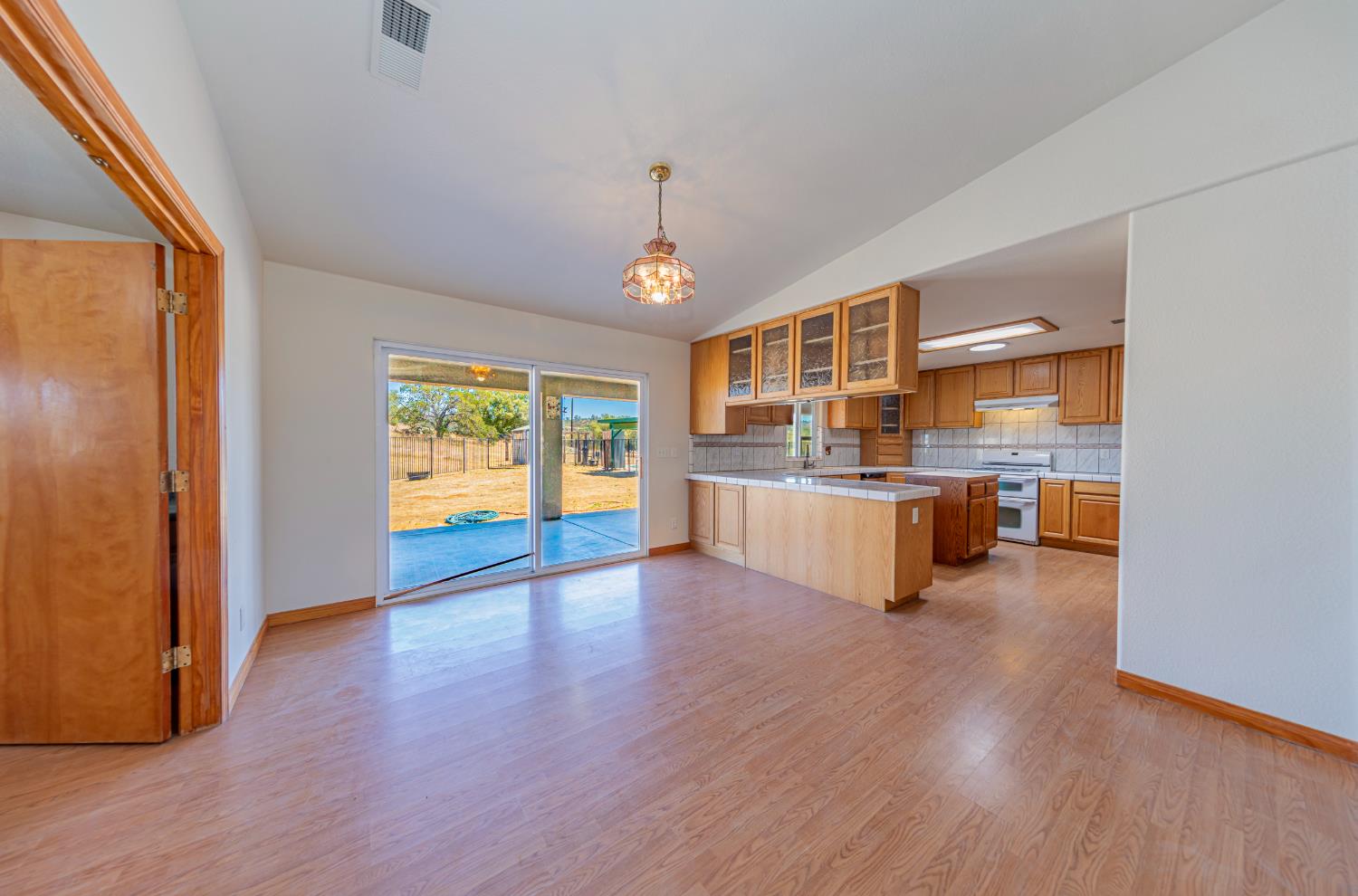 35095 Rough Rider Way, Raymond, CA 93653