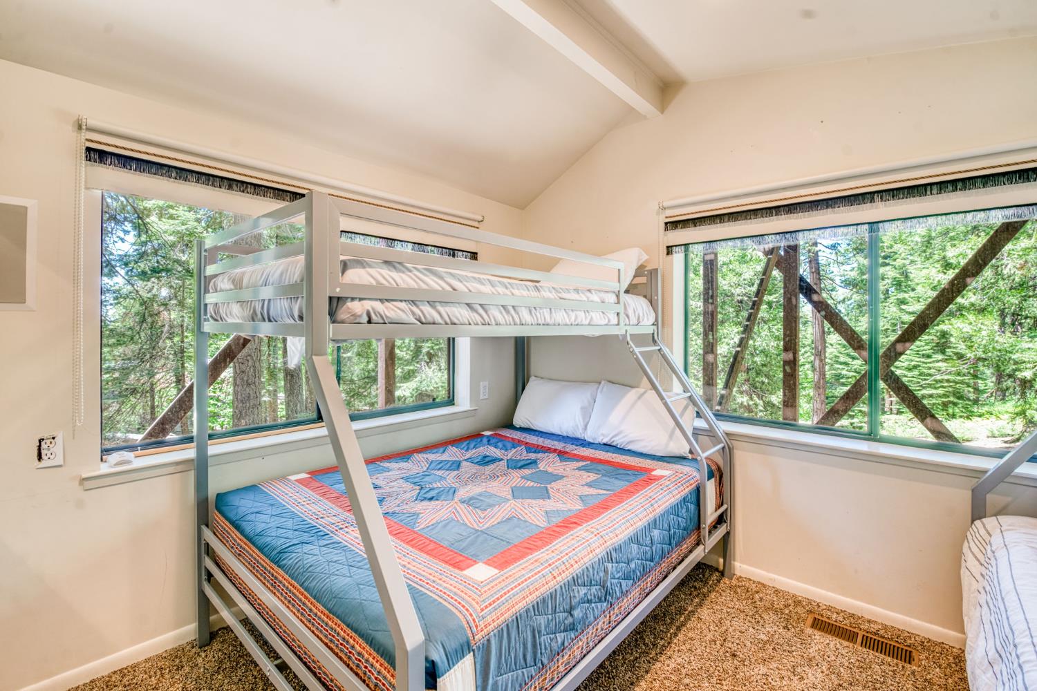 39145 Checkerbloom Ln, Shaver Lake, CA 93664