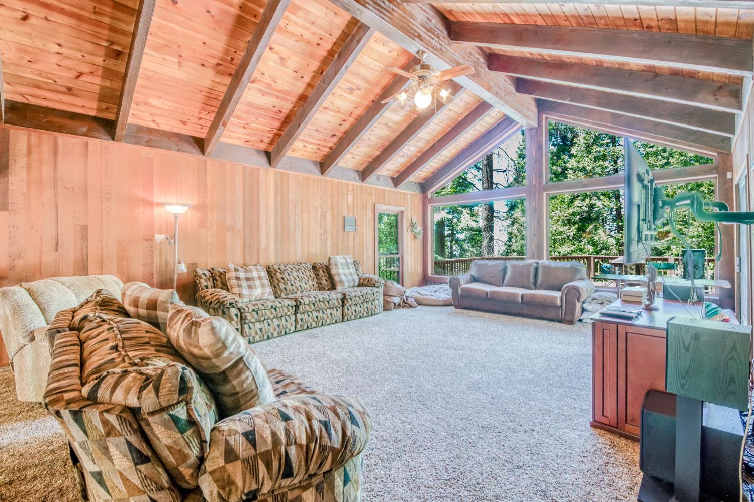 39145 Checkerbloom Ln, Shaver Lake, CA 93664