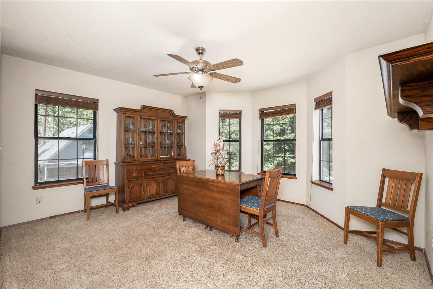 36232 Finegold Creek Dr, North Fork, CA 93643