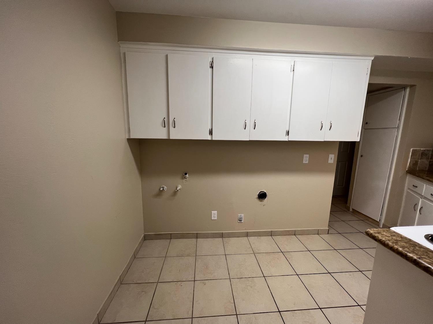 1205 F St, Reedley, CA 93654