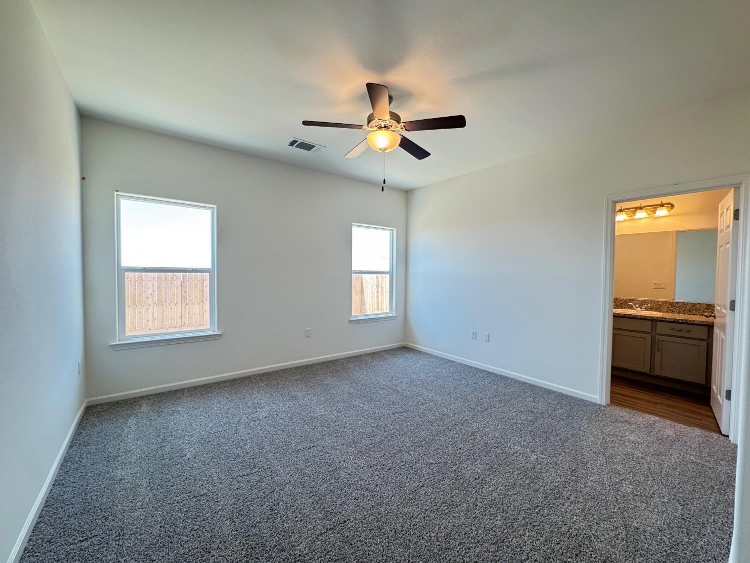 1225 E Orange St, Avenal, CA 93204