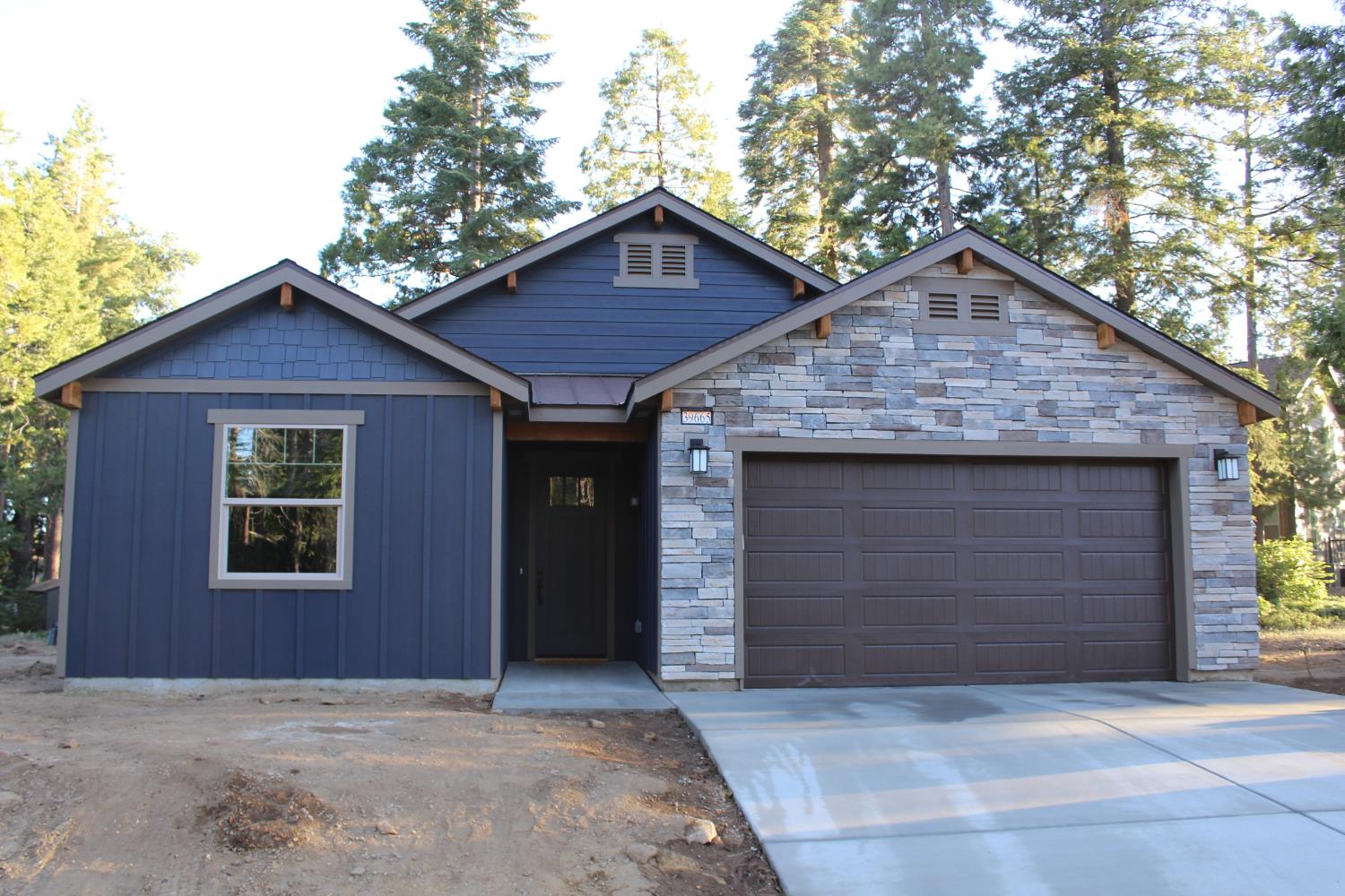 39665 Sunset Rock Ln, Shaver Lake, CA 93664