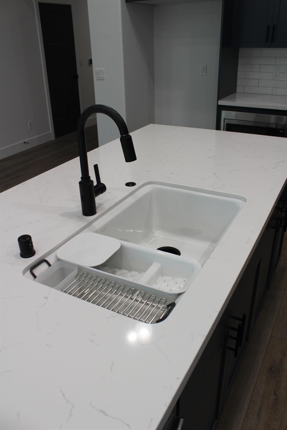 39665 Sunset Rock Ln, Shaver Lake, CA 93664