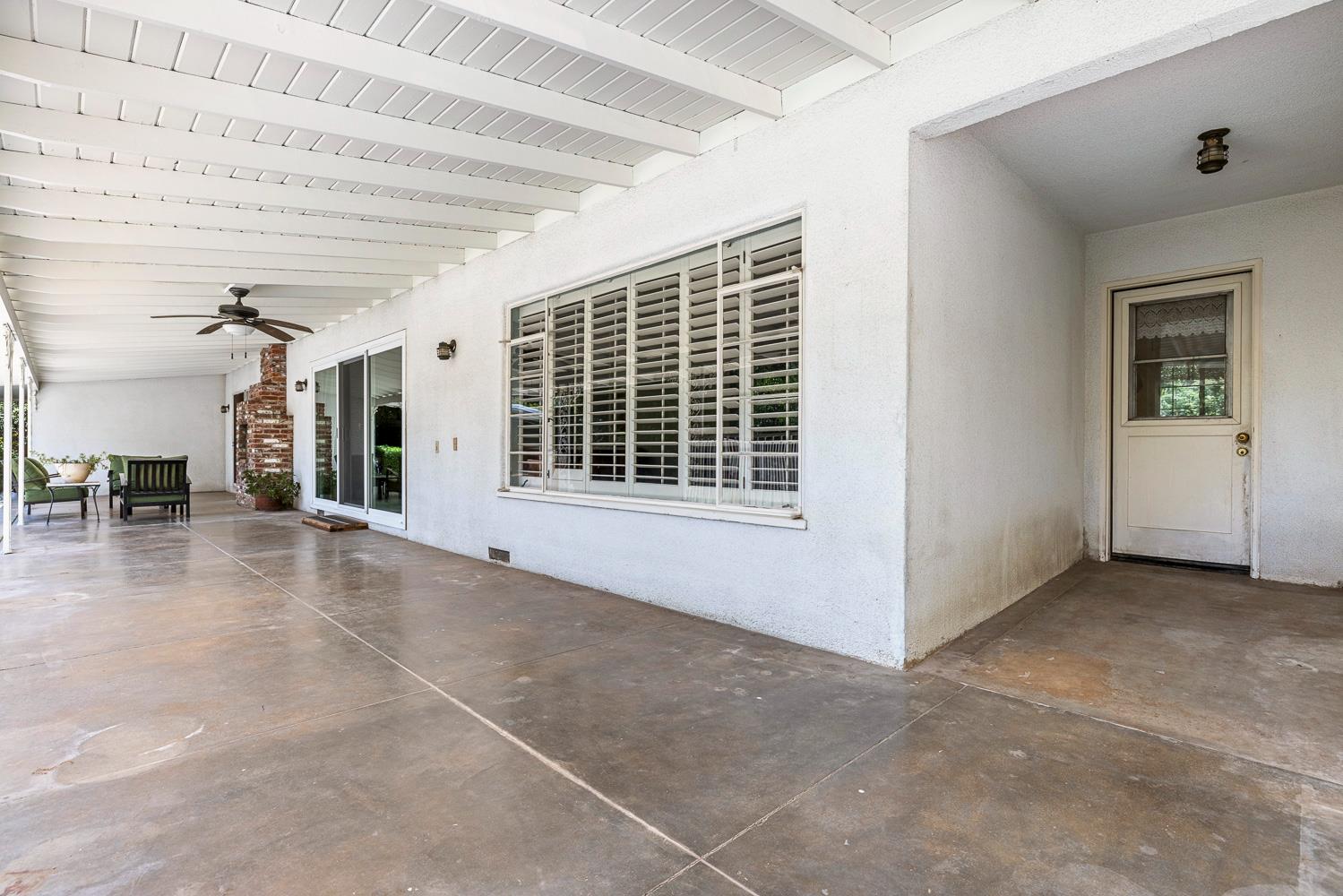 1216 E Pico Ave, Fresno, CA 93704