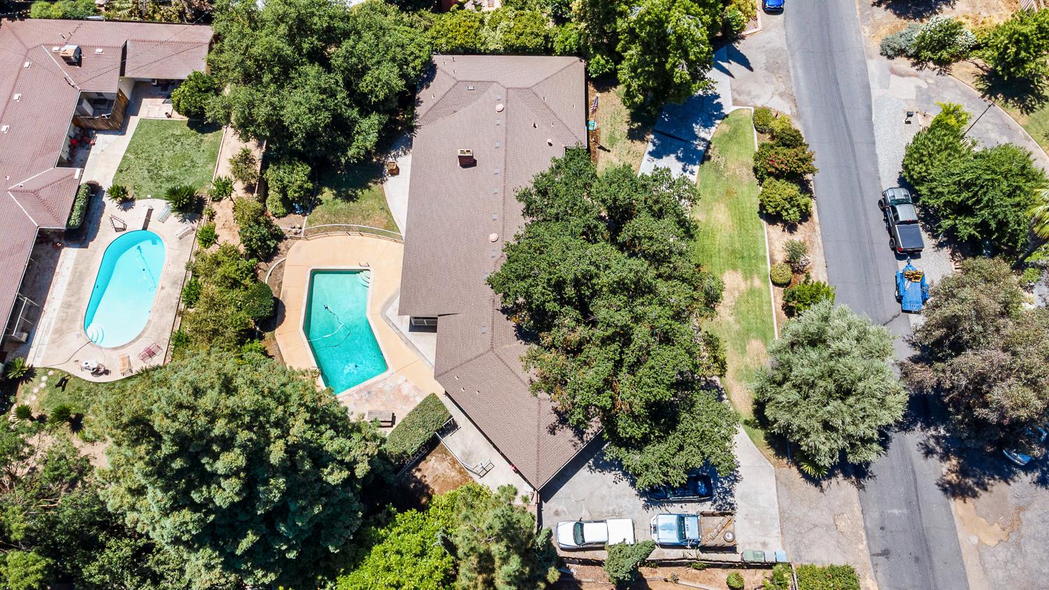 1216 E Pico Ave, Fresno, CA 93704