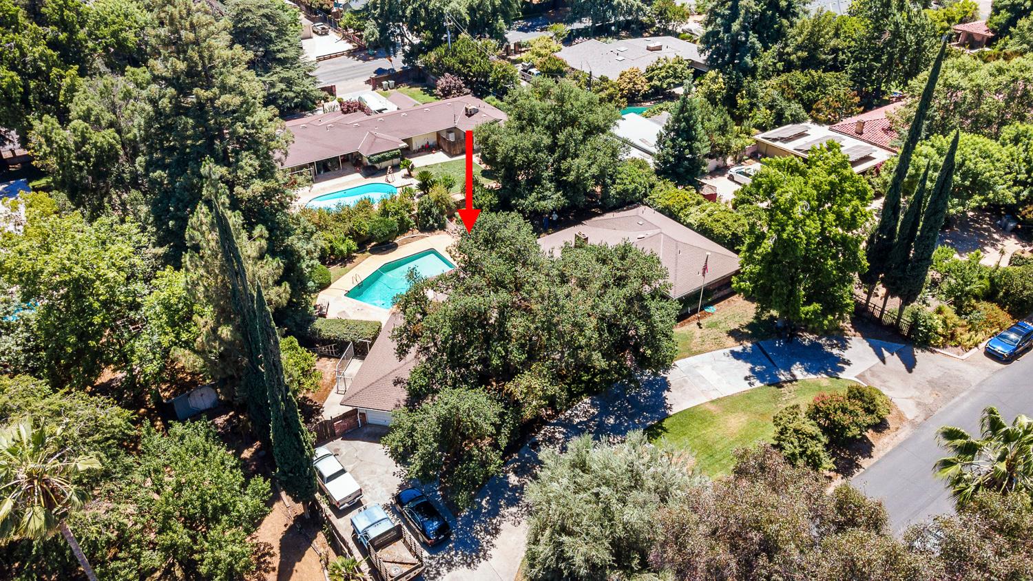 1216 E Pico Ave, Fresno, CA 93704