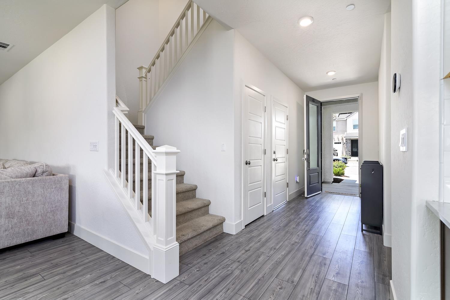 165 Timberline Way S, Madera, CA 93636