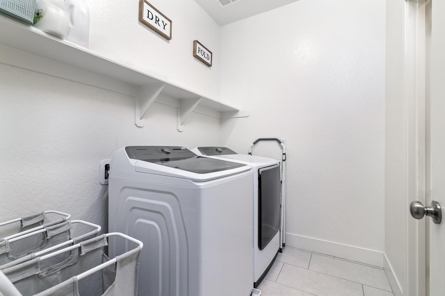 165 Timberline Way S, Madera, CA 93636