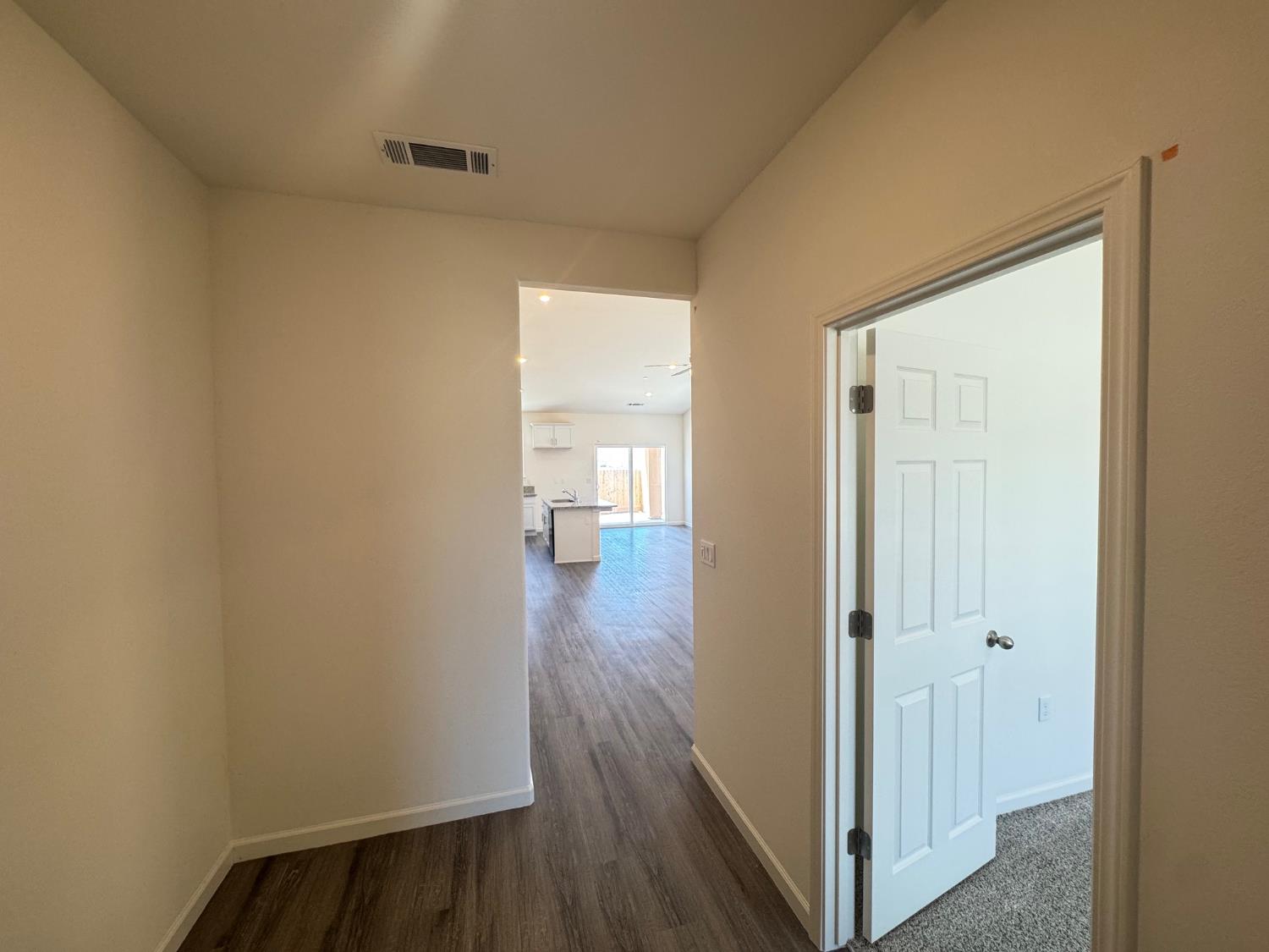 1205 E Orange St, Avenal, CA 93204