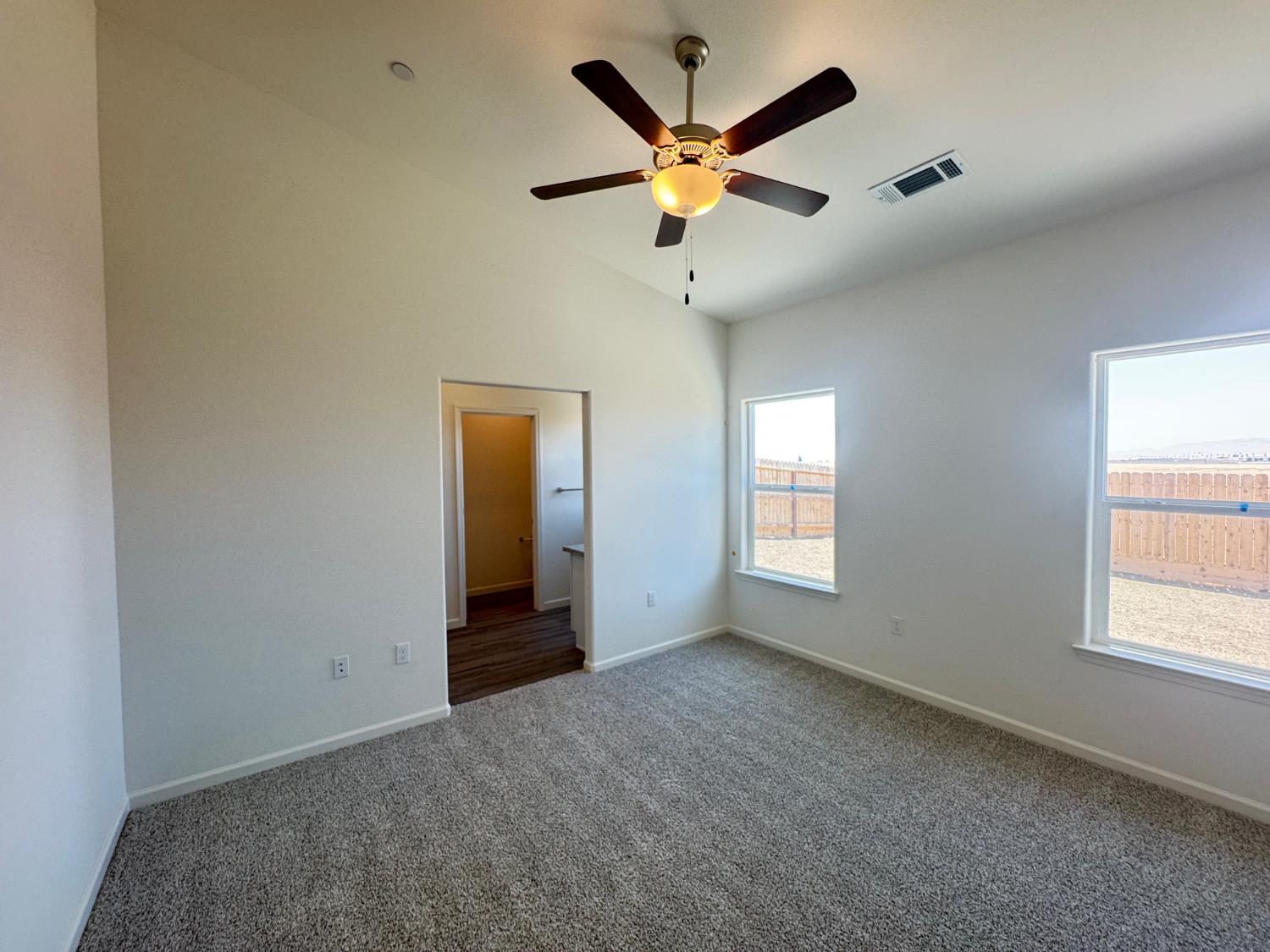 1205 E Orange St, Avenal, CA 93204