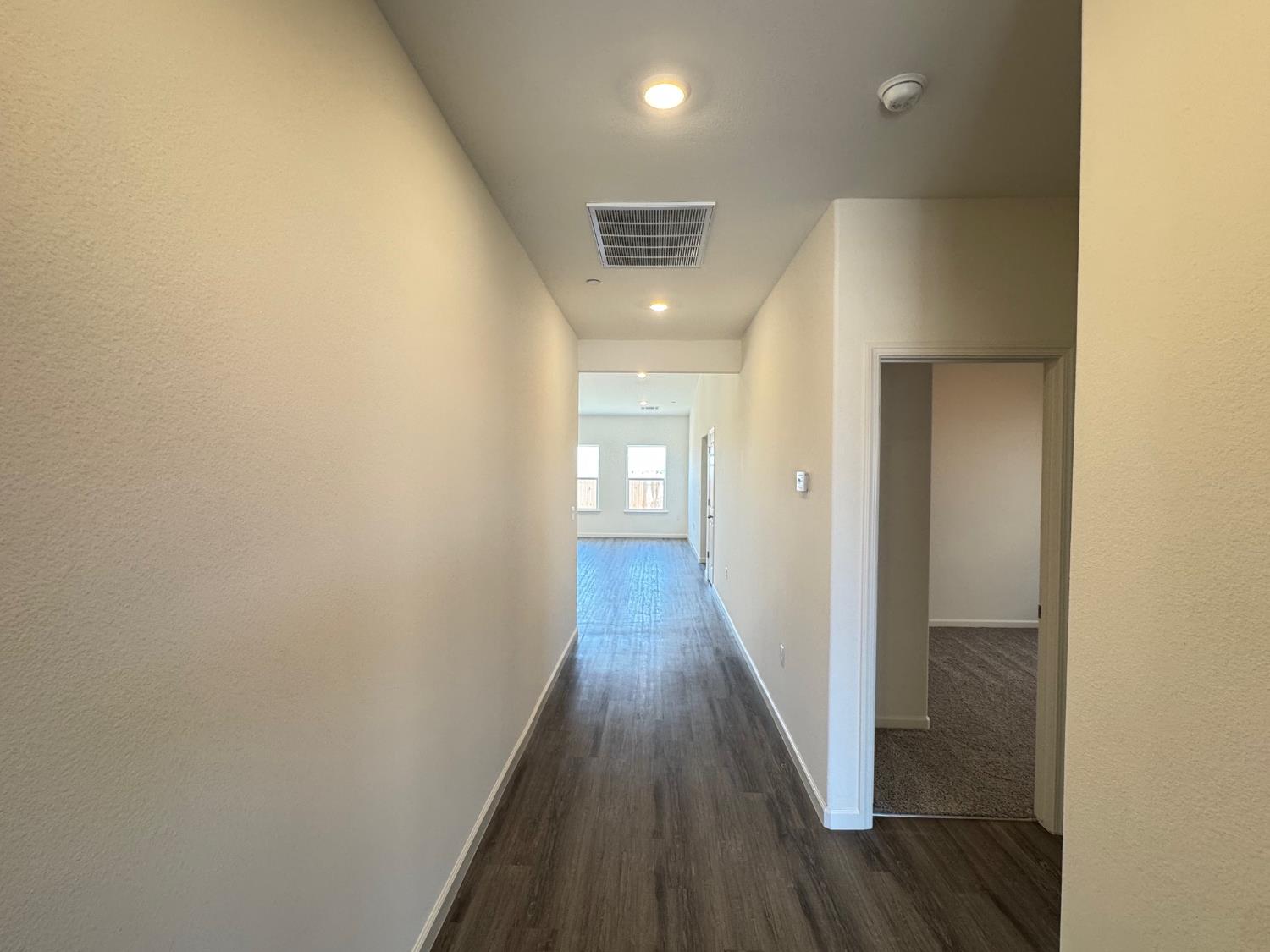 1132 E Orange St, Avenal, CA 93204