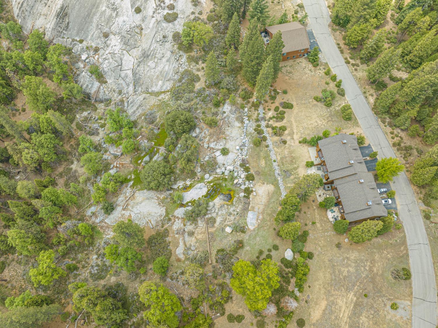 42096 Majestic Ln, Shaver Lake, CA 93664