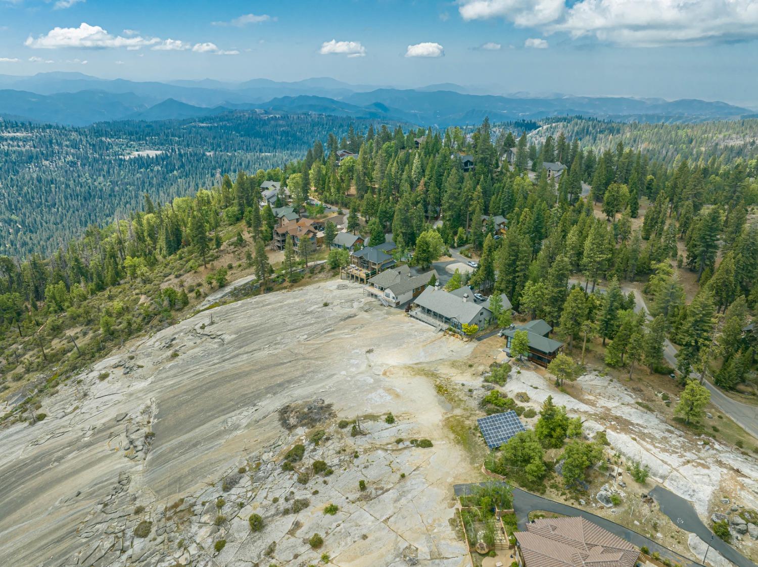 42096 Majestic Ln, Shaver Lake, CA 93664