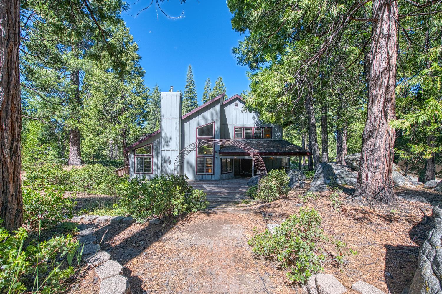 42319 Granite Rim, Shaver Lake, CA 93664