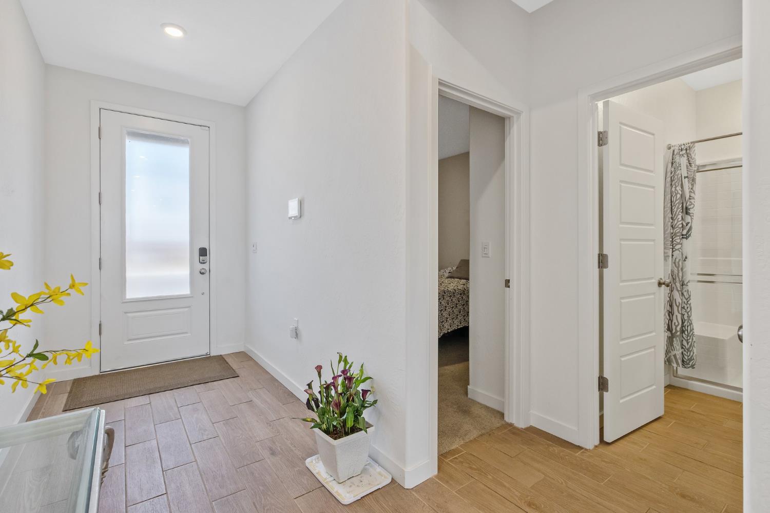 2409 Pepperdine St, Lemoore, CA 93245