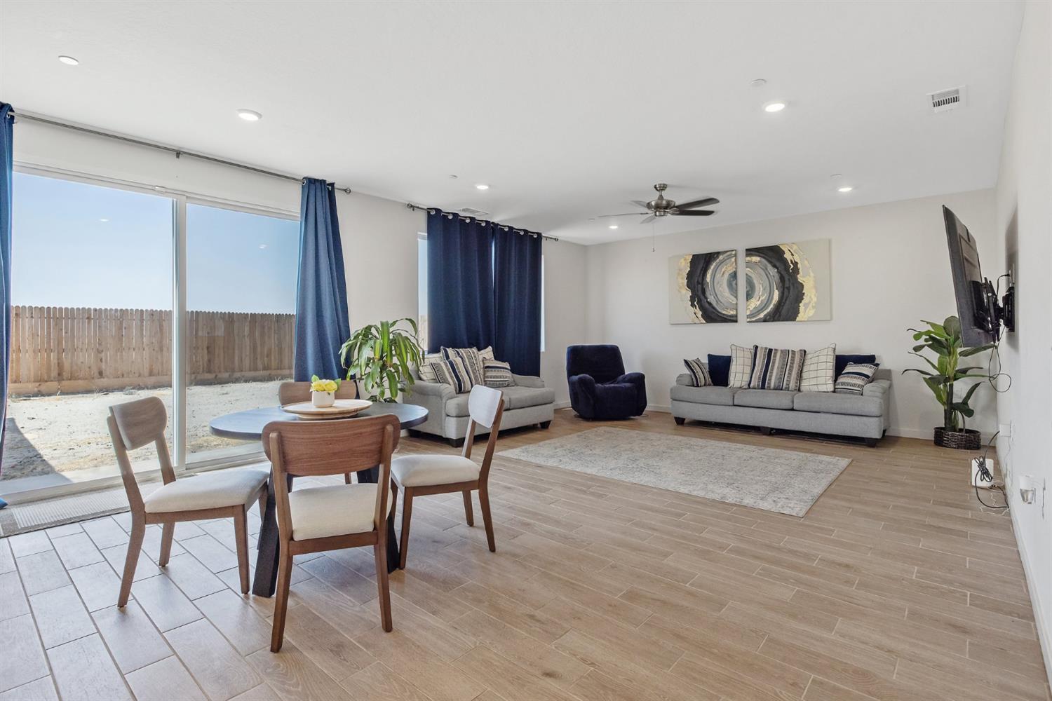 2409 Pepperdine St, Lemoore, CA 93245